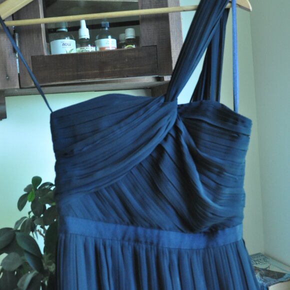 Club Monaco One Shoulder Adelphi Dress in Navy - Picture 2 of 3